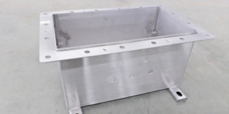 機(jī)構(gòu)箱加工定制，讓光伏工程從細(xì)節(jié)就有了保障